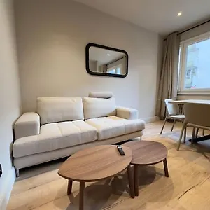 https://joli-4-pices-tte-dor.hotels-rhonealpes.com